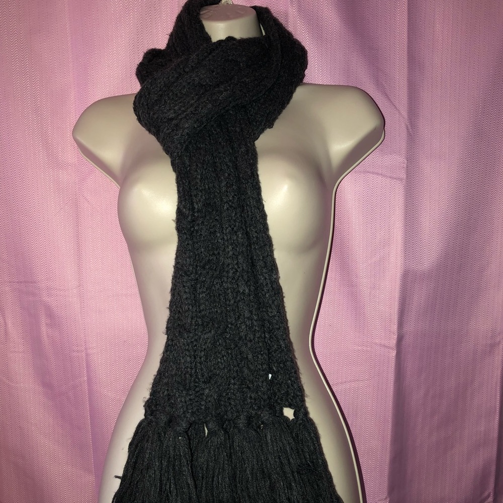 Dark gray knitted scarf